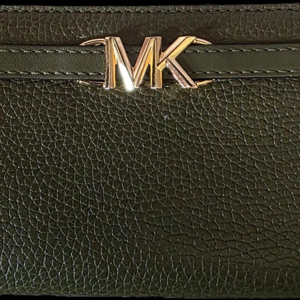 Michael Kors Green Pebbled Leather Card Holder with Gold MK Accent